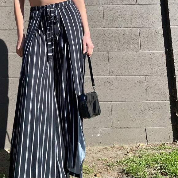 black and white striped flare pants with slit - Picture 3 of 3